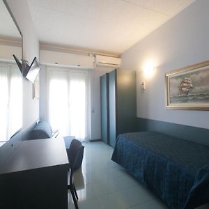 Small Single Room